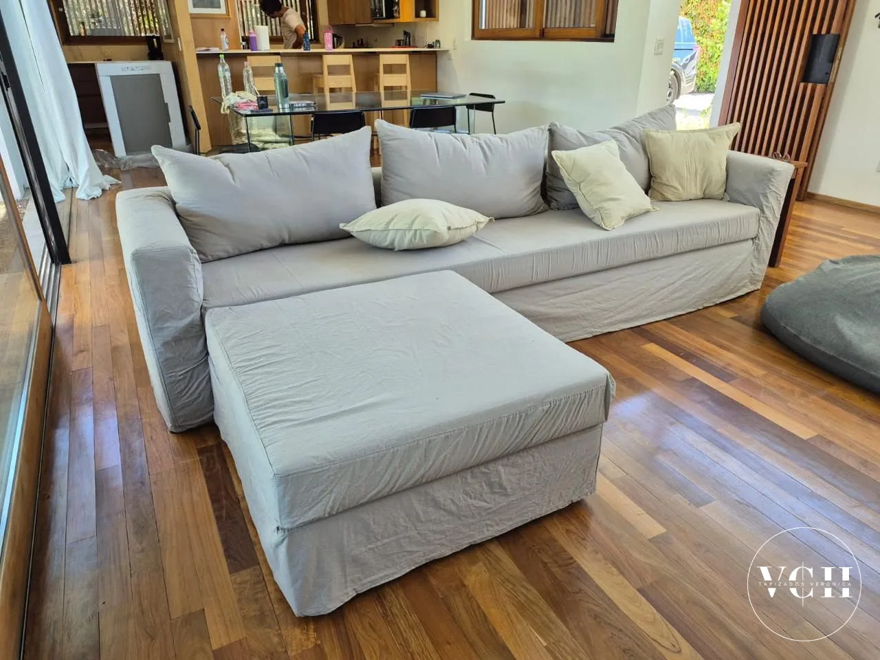 Sillón tapizado a medida